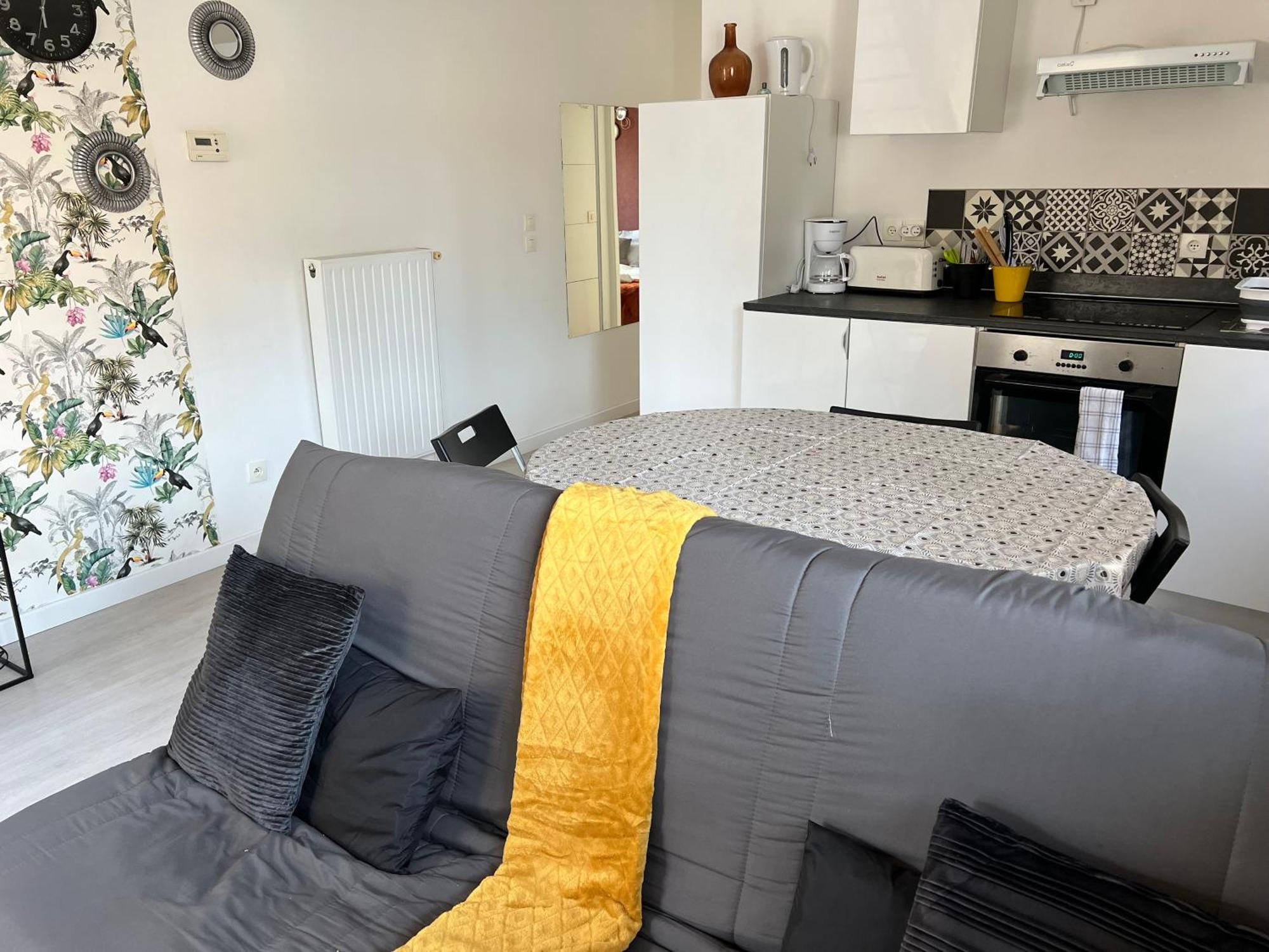 La Maisonnette Un Sejour A Part Longeville-les-Metz Zewnętrze zdjęcie