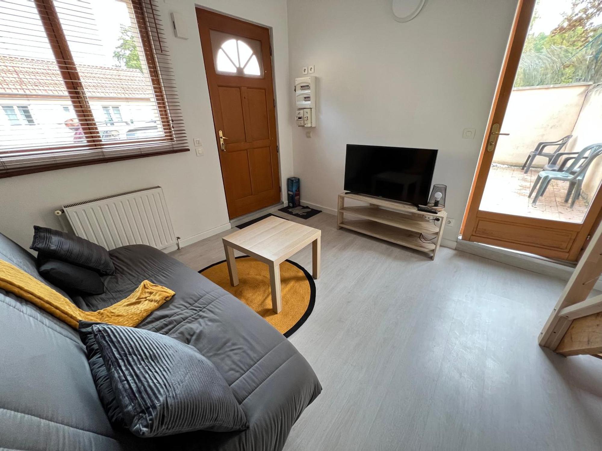 La Maisonnette Un Sejour A Part Longeville-les-Metz Zewnętrze zdjęcie