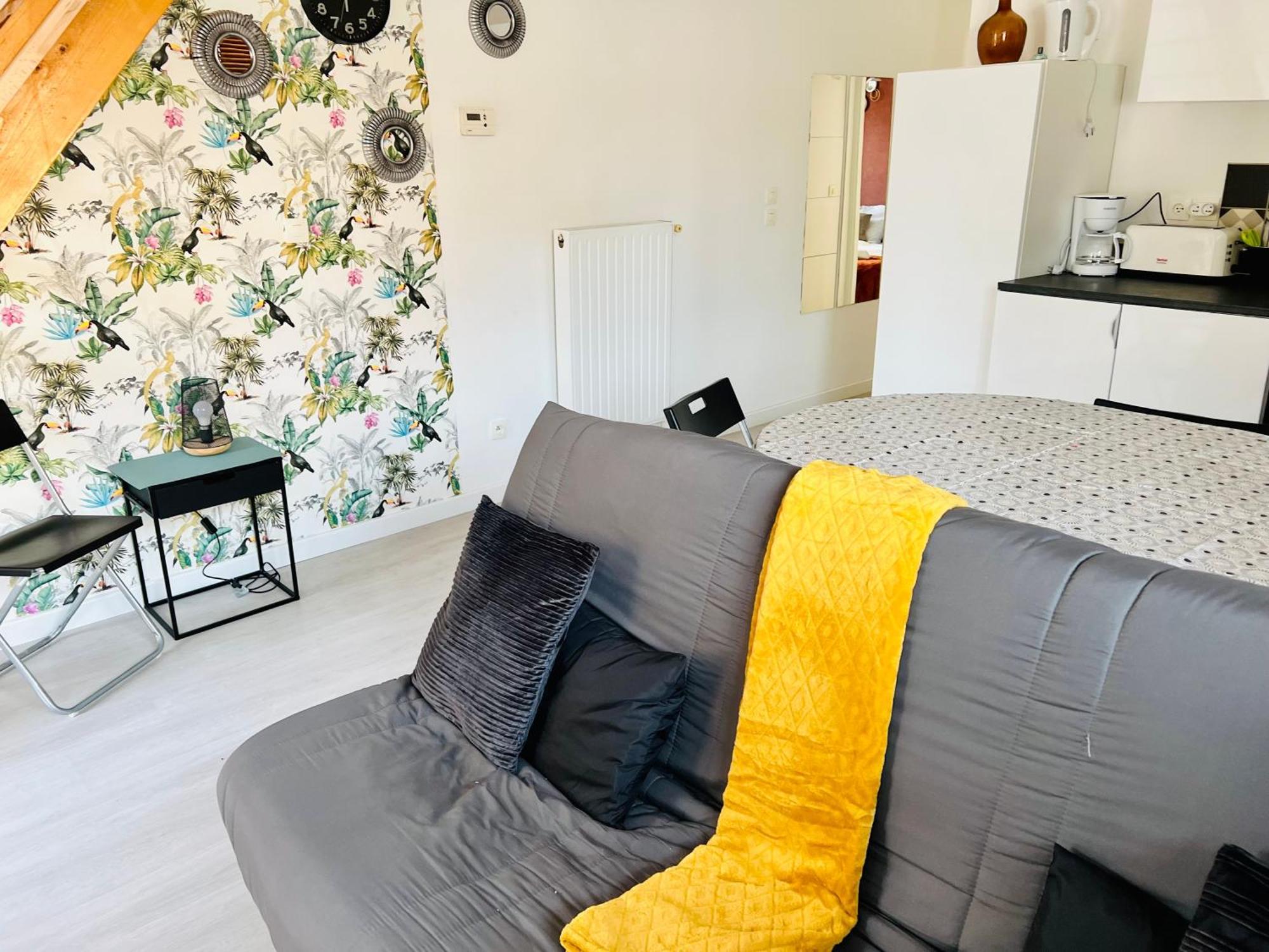 La Maisonnette Un Sejour A Part Longeville-les-Metz Zewnętrze zdjęcie